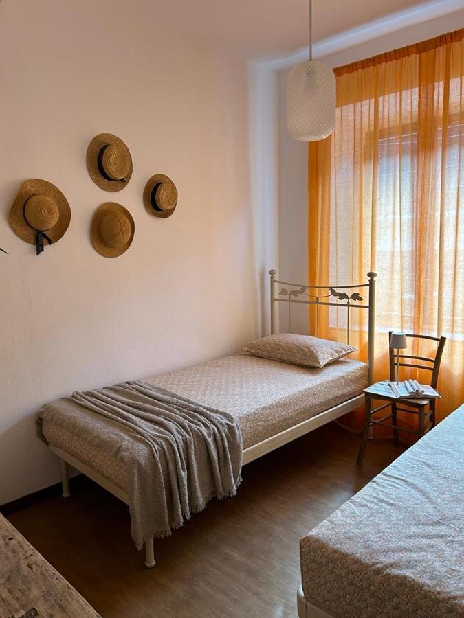 Casa Vacanze Malvarosa Casale Corte Cerro Exterior foto